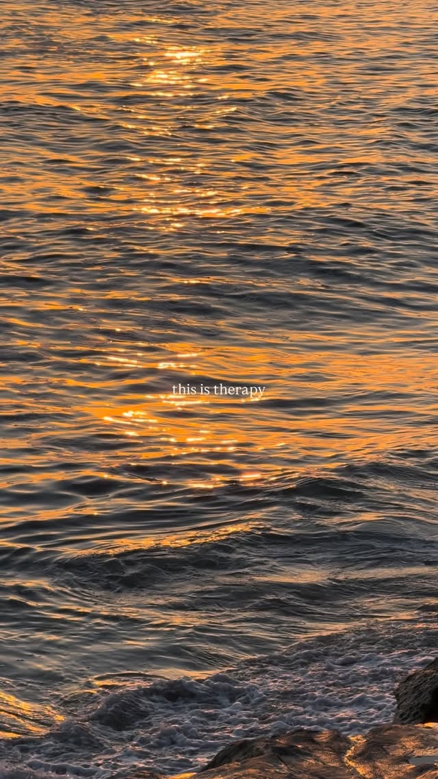 weather it’s the Adriatic coast, Spanish seas or right here at home in Laguna Beach — sunset sparkle on the water will always be therapy to me. ✨🌅

#sunsetonthebeach #lagunabeach #travelcreatives #travelphotographer #hospitalityphotographer